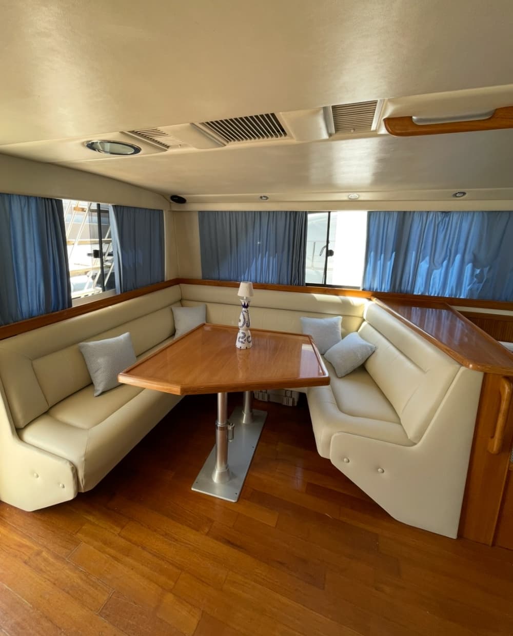 SUNSET TOUR GALLINARA – APERITIVO AL TRAMONTO IN YACHT