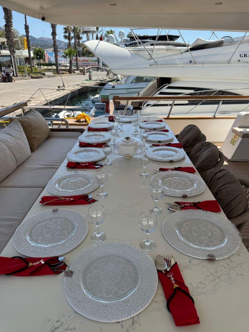 Czarter luksusowego jachtu w Bodrum: Niezapomniana ucieczka na Morze Egejskie