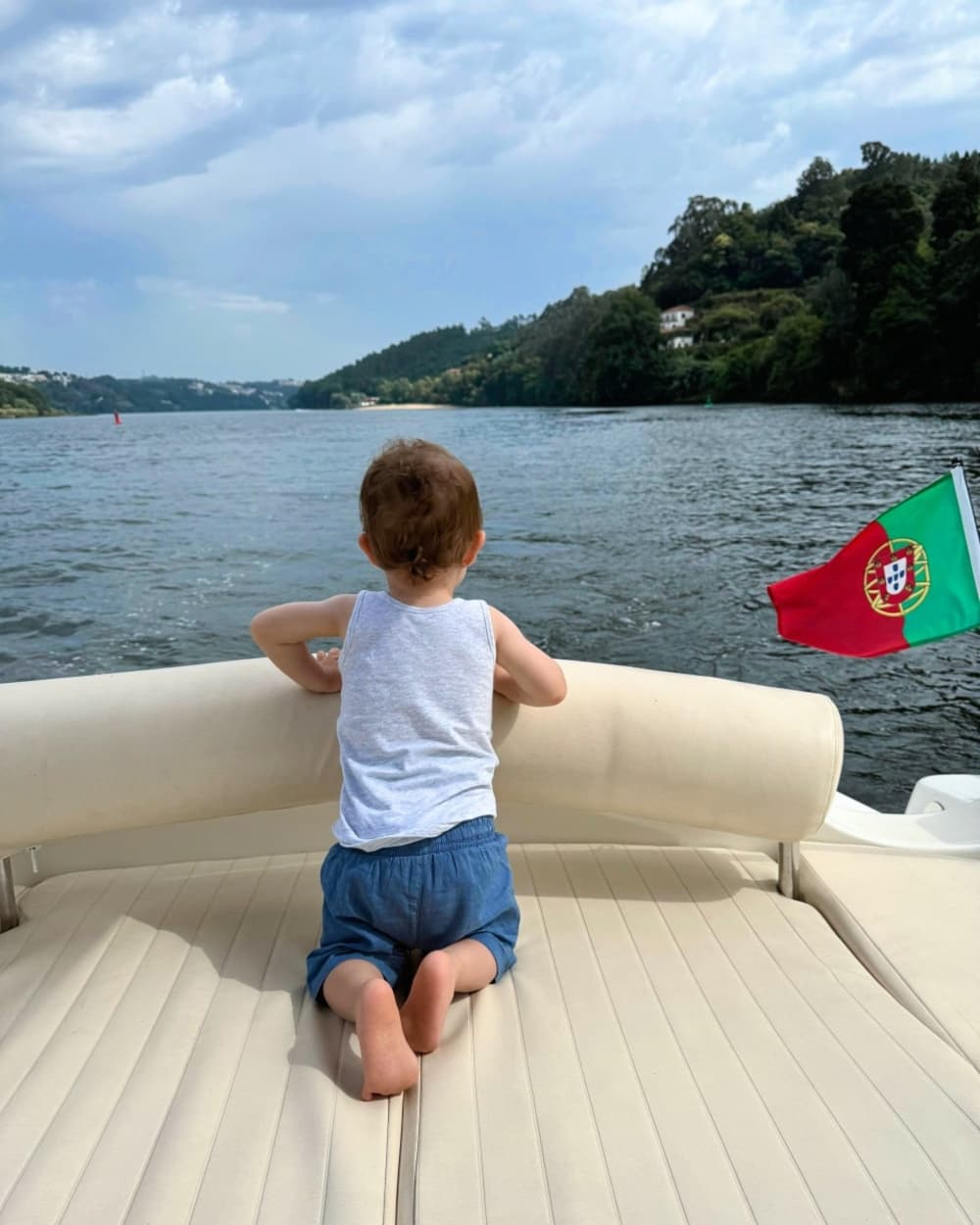 ⚡Paraíso flotante del vino: la experiencia en Oporto de la que todo el mundo habla