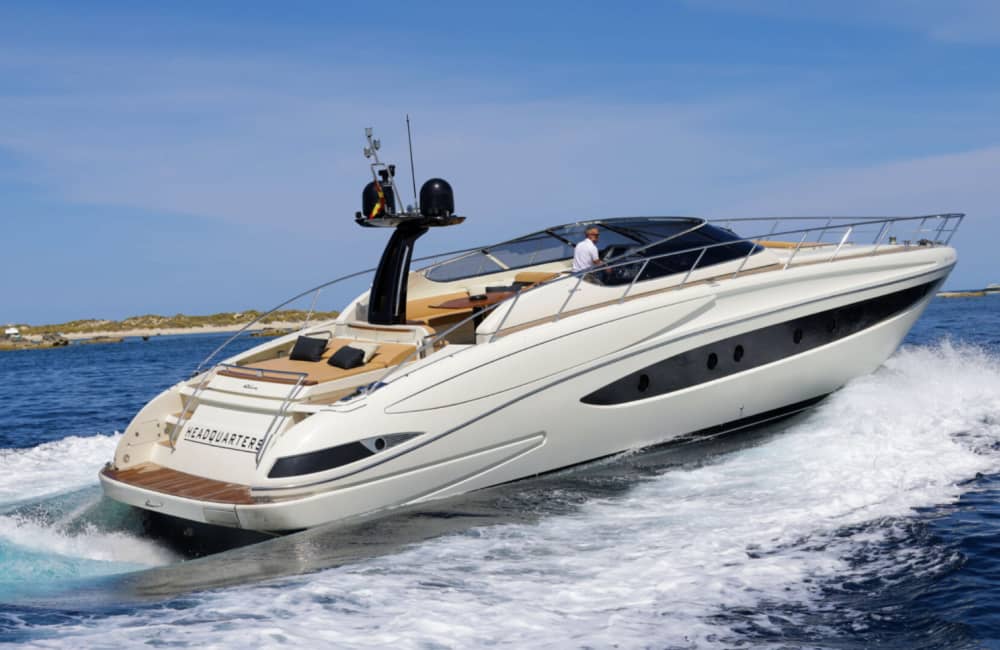 Luxo a bordo: 4 horas descobrindo a Baía de Palma