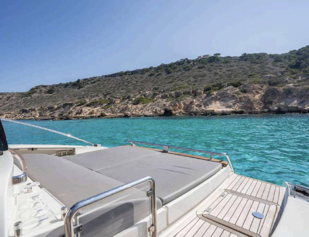 Luxo a bordo: 4 horas descobrindo a Baía de Palma