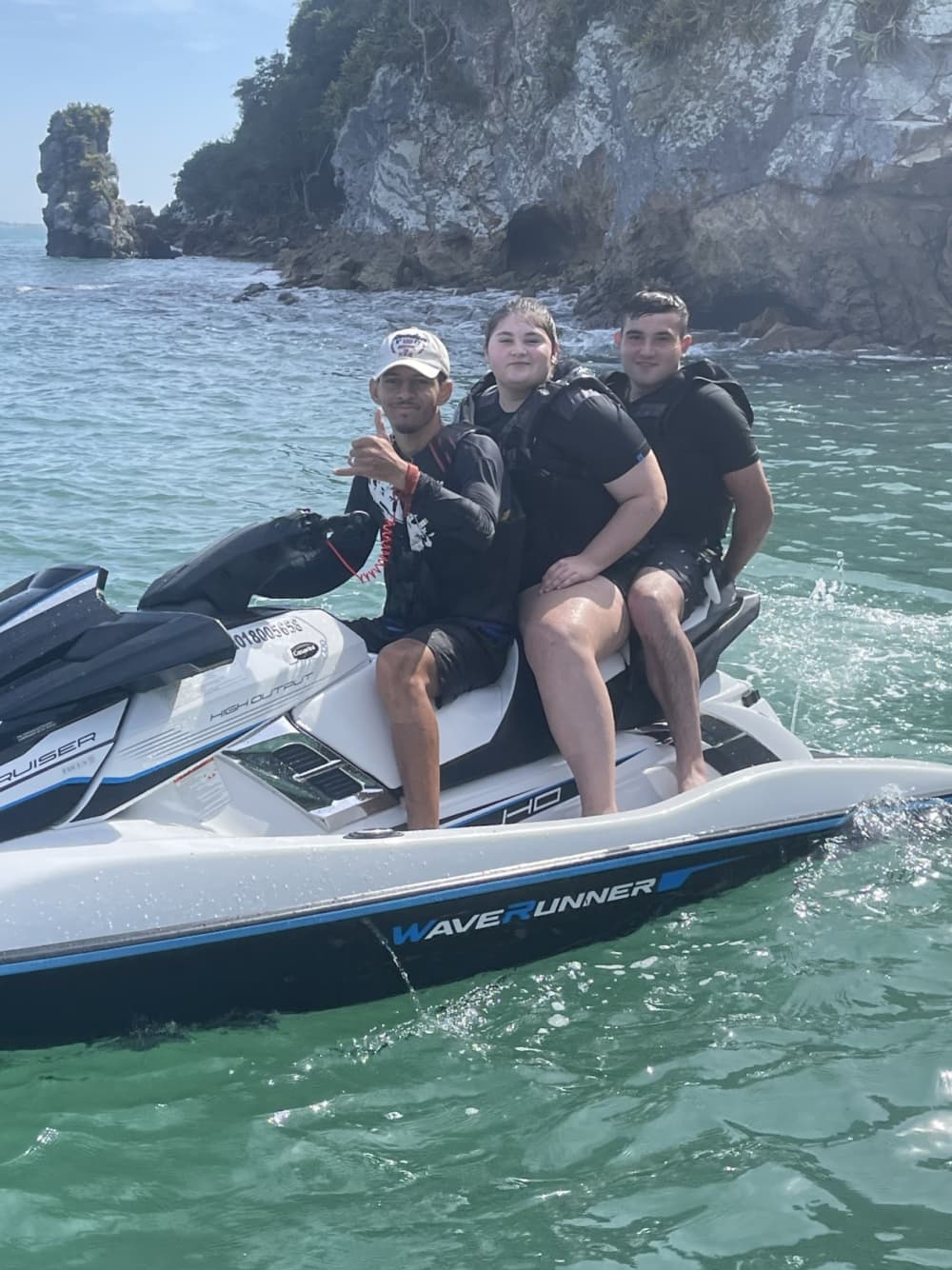 Votre journée à Armação dos Búzios : Louez un bateau à moteur pour 9h de découverte