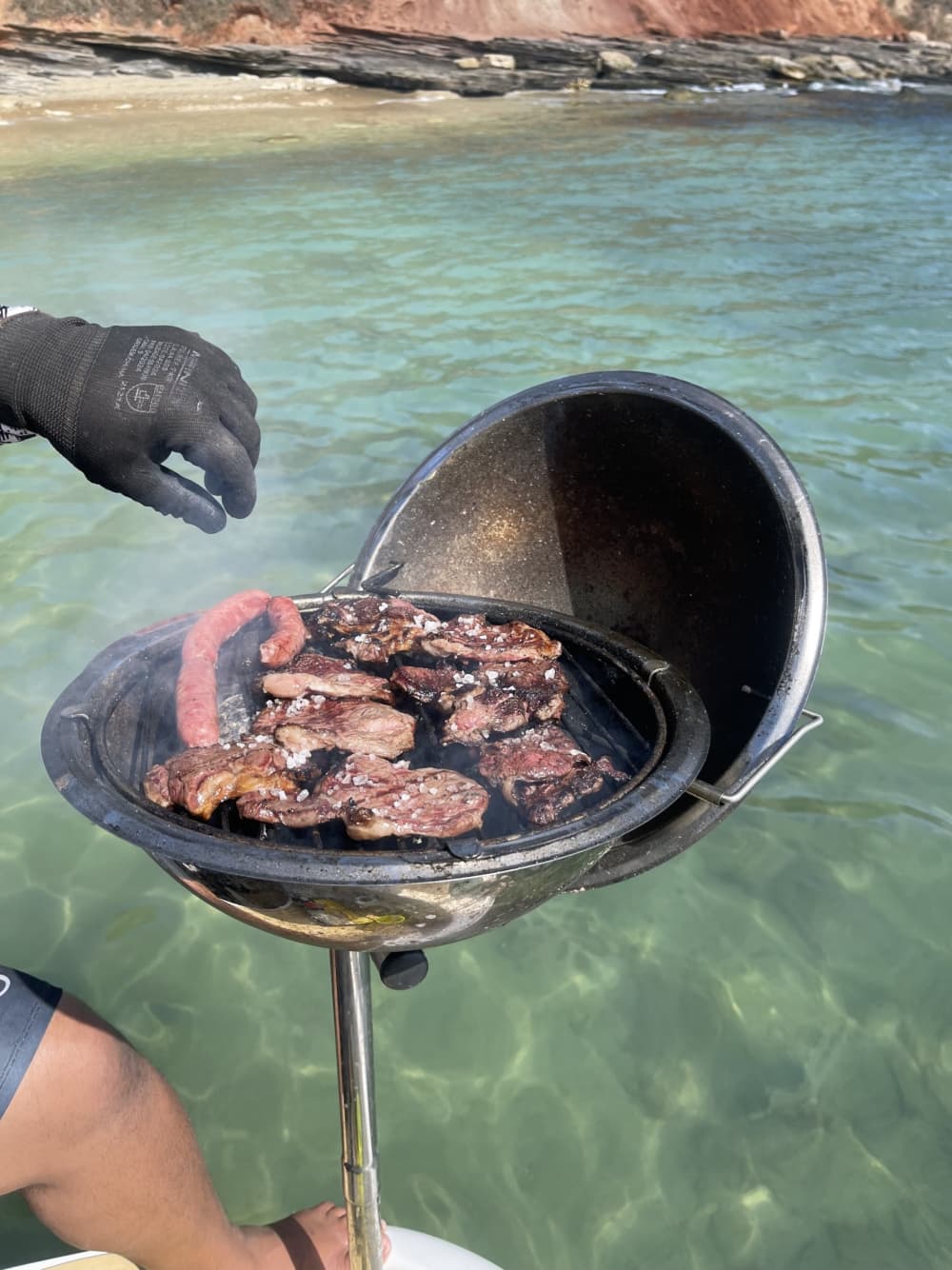 Votre journée à Armação dos Búzios : Louez un bateau à moteur pour 9h de découverte