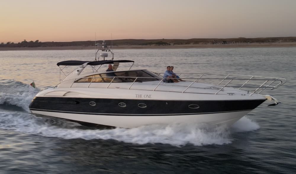 Aluguer de Iates de Luxo | Costa Algarvia | 3 Horas ao Pôr do Sol