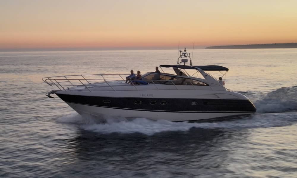 Alquiler de yates de lujo | Costa del Algarve y cueva de Benagil | 7 horas