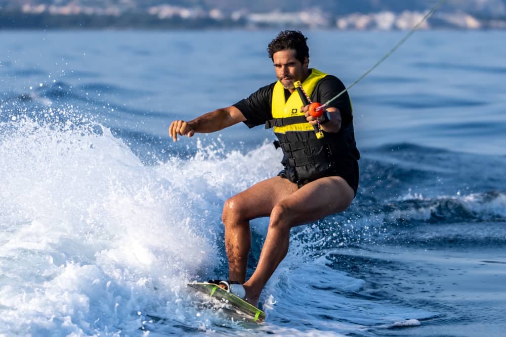 Etna en de Faraglioni: 5 uur durende tour van Giardini Naxos naar Catania