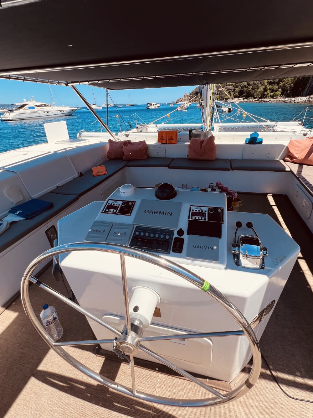 Halbtägiger Ausflug mit dem Katamaran – Calanques des Estérel, Abfahrt von Mandelieu-la-Napoule