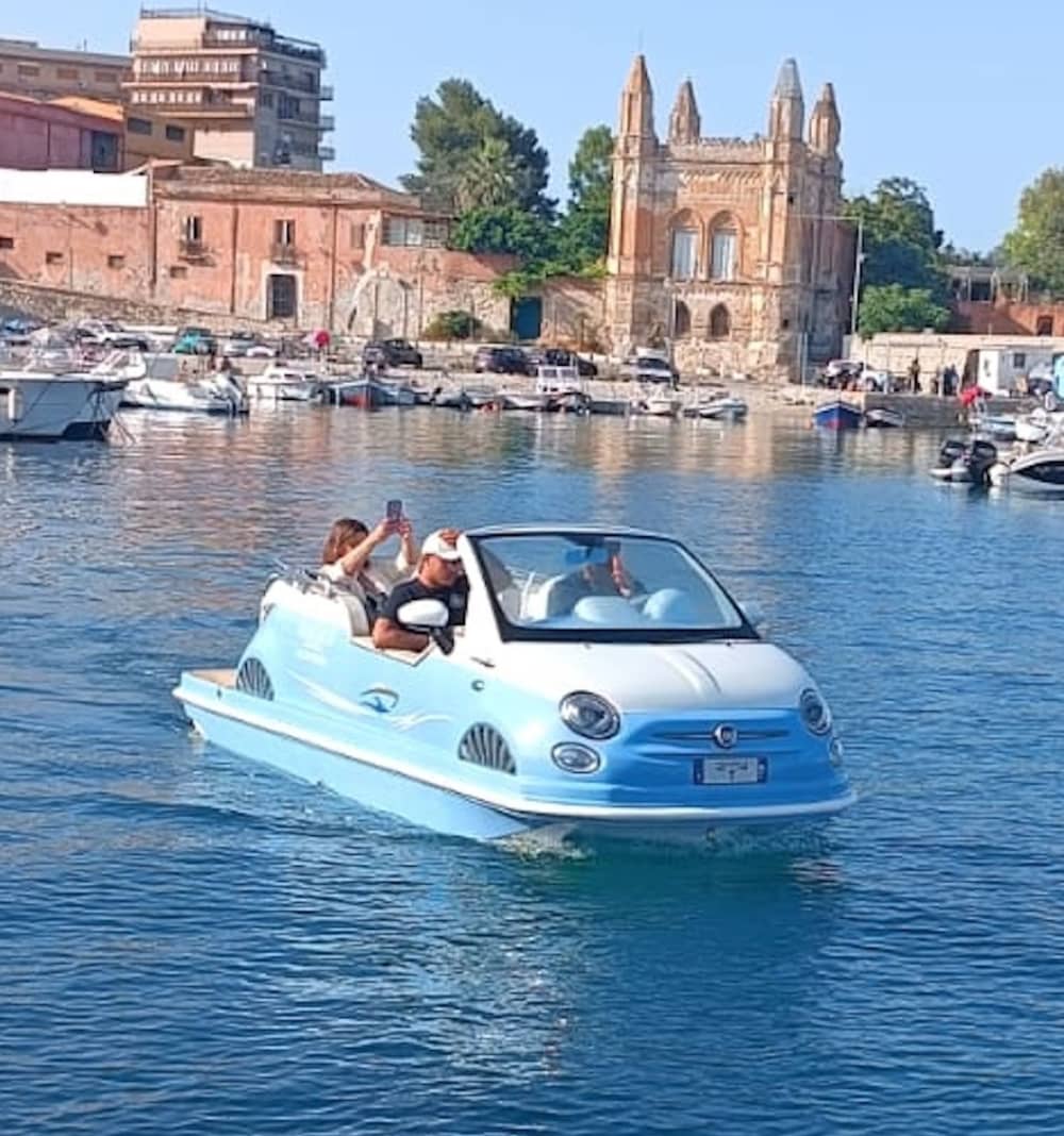 Palermo in 500 Boat: tour esclusivo con aperitivo - 2 ore
