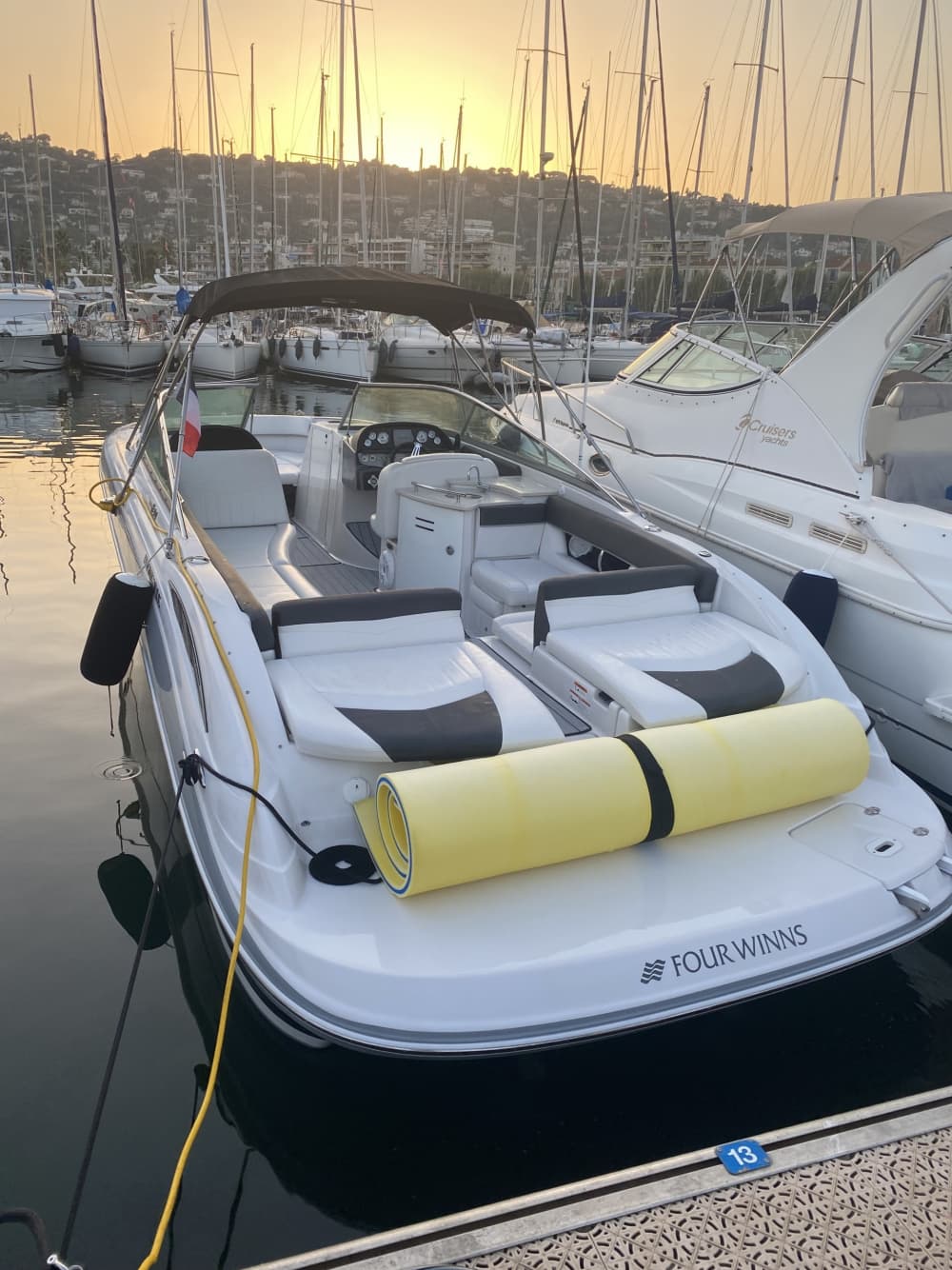 En paus till sjöss: avkoppling och njutning till sjöss