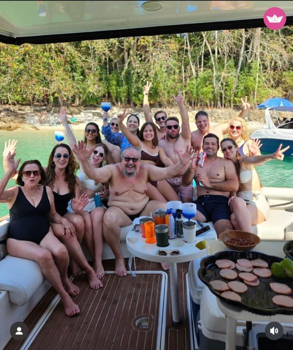 Excursão de 7 horas em Angra dos Reis – Lagoa Azul ou Rota das Ilhas