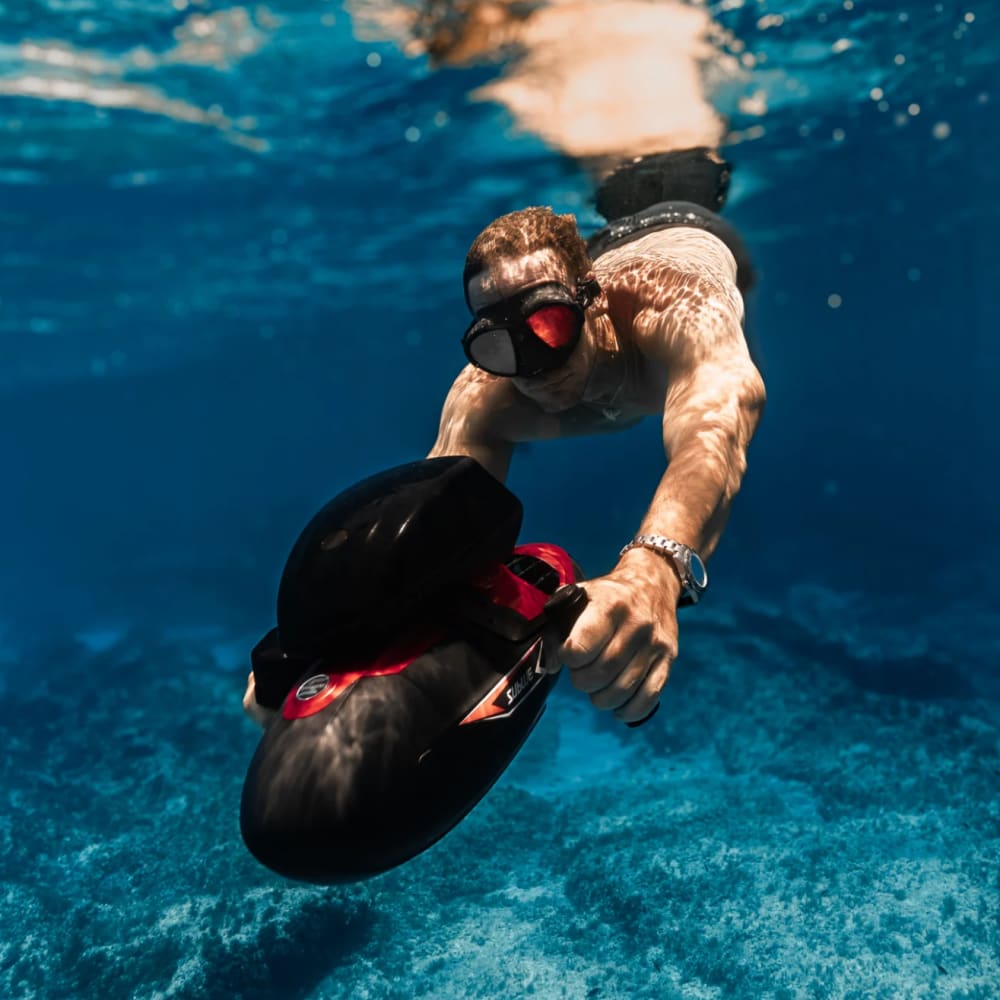 Eine 4-stündige Bootstour ab Vilamoura: Der ultimative Algarve-Ausflug mit Wassersport