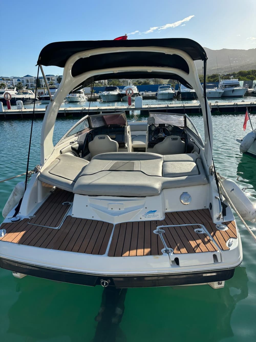 Gita privata in motoscafo intorno a Marina Smir