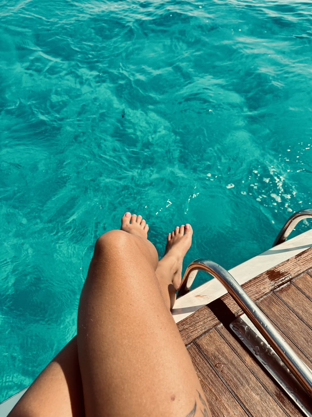 Feuerwerksabend auf einem privaten Boot in Cannes – VIP-Erlebnis auf See (19–23 Uhr)