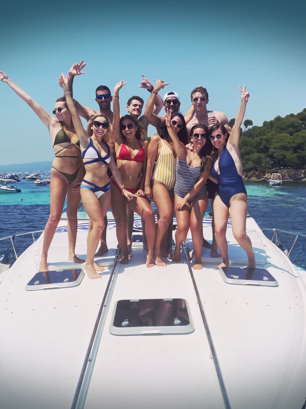 Feuerwerksabend auf einem privaten Boot in Cannes – VIP-Erlebnis auf See (19–23 Uhr)