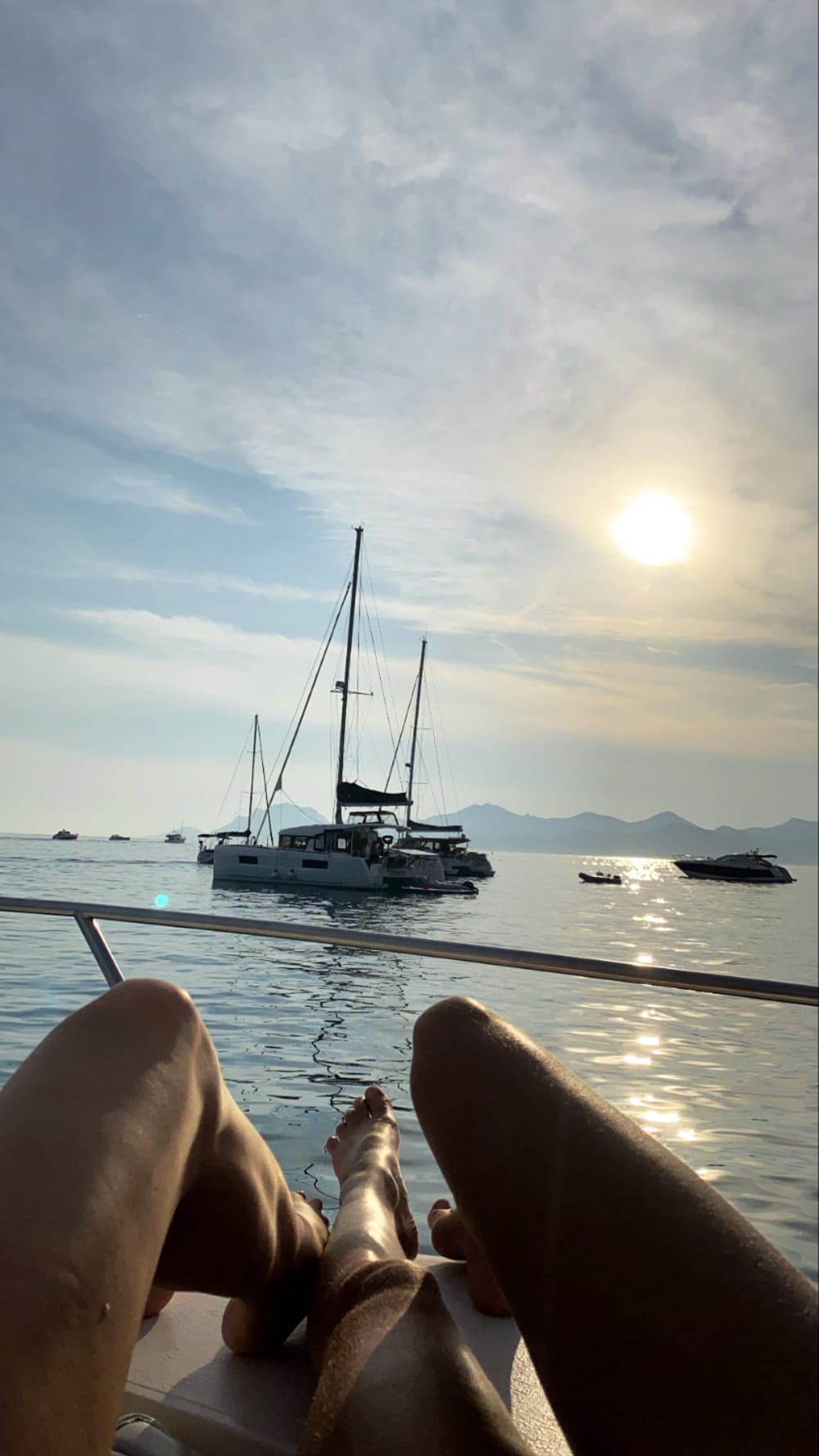 Feuerwerksabend auf einem privaten Boot in Cannes – VIP-Erlebnis auf See (19–23 Uhr)