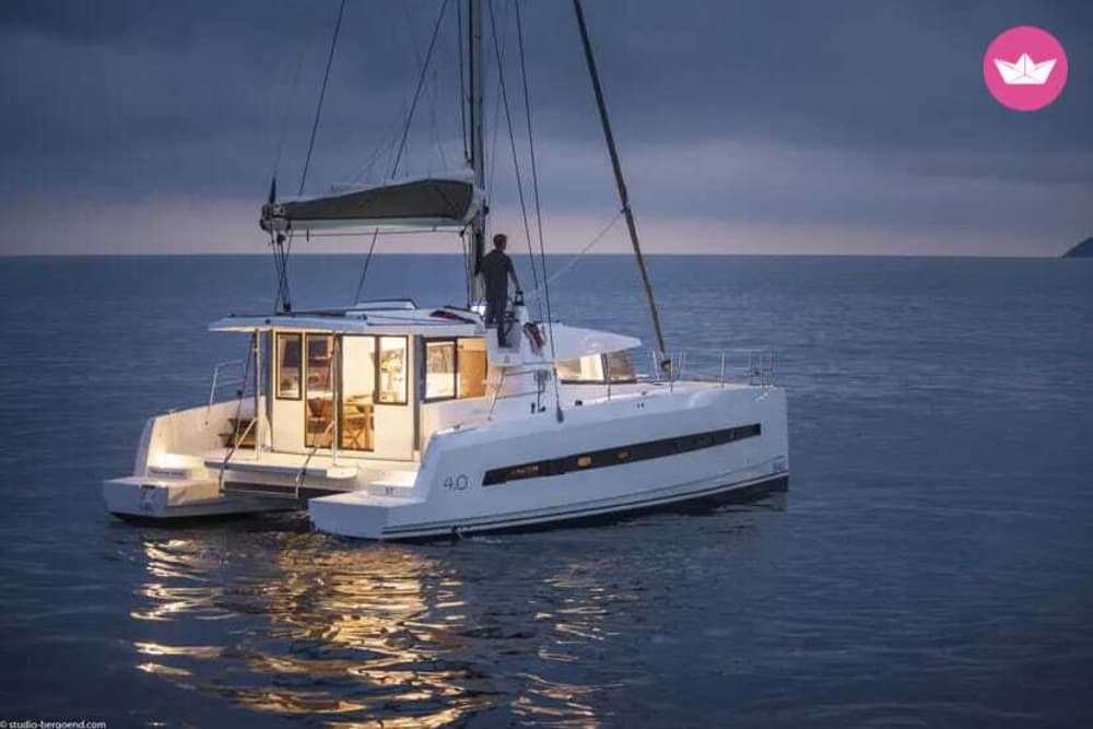 Excursion exclusive en bateau à Comino : lagon bleu, lagon de cristal et grottes