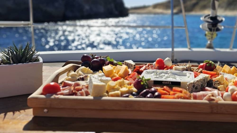 Excursion exclusive en bateau à Comino : lagon bleu, lagon de cristal et grottes
