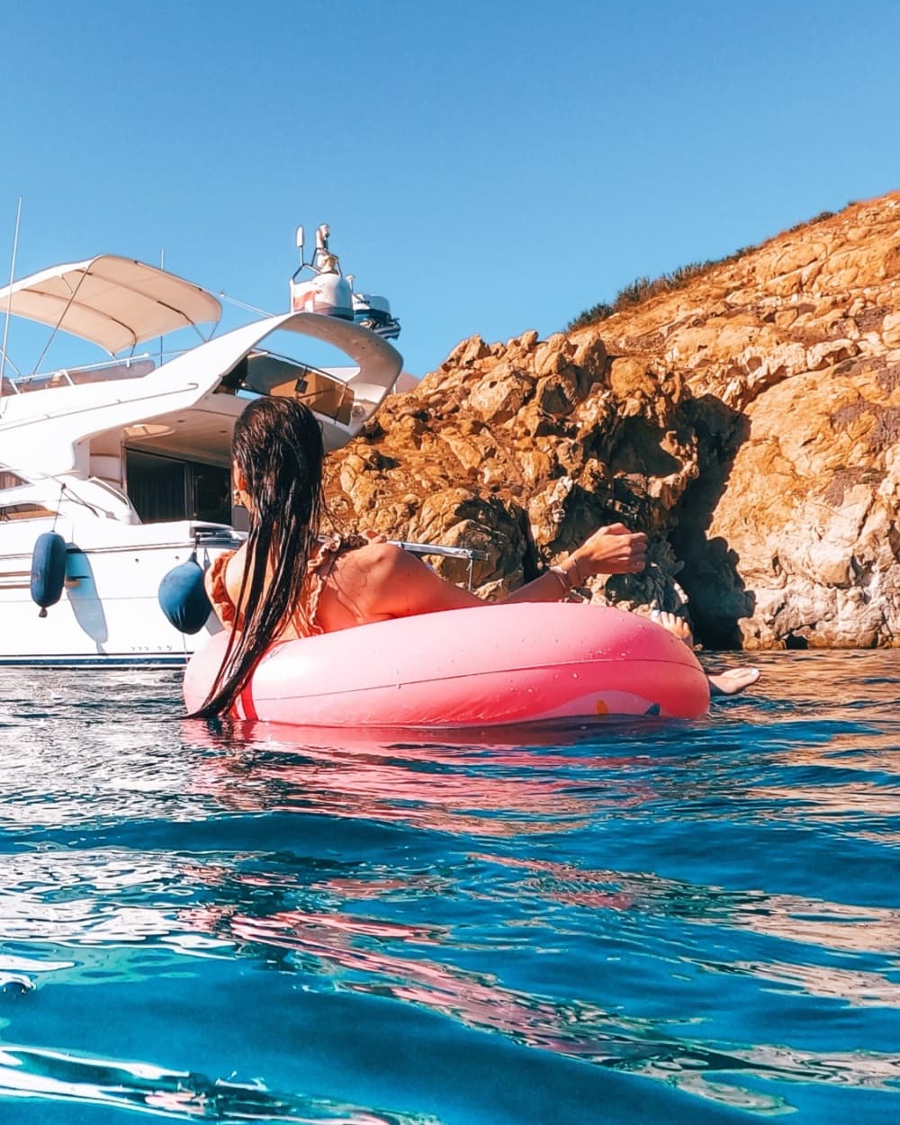 Explore Mykonos Ancient Islands & Hidden Beaches – Full-Day Cruise