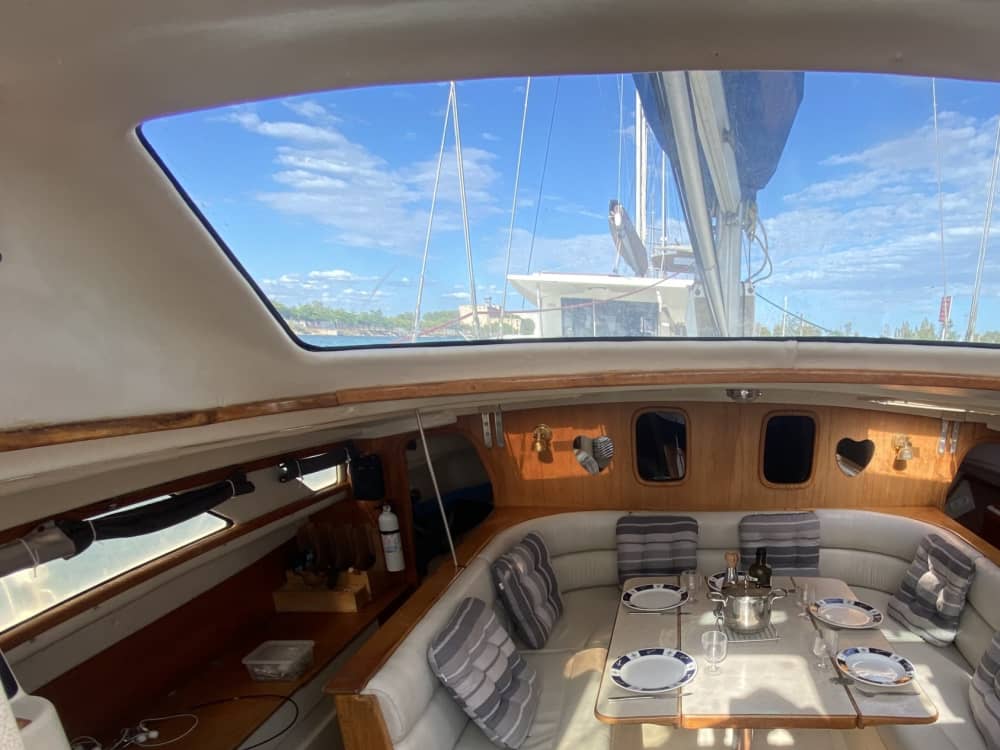 Vive Marsella como nunca antes a bordo de un catamarán.