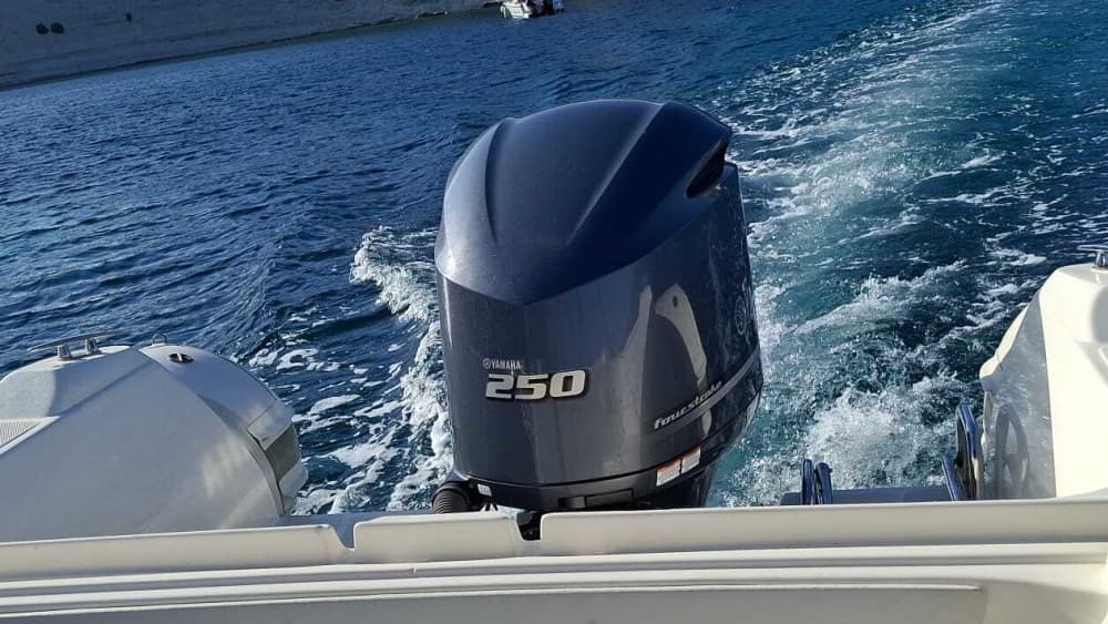 Take 8h to discover the hidden magic of Malta from the waves