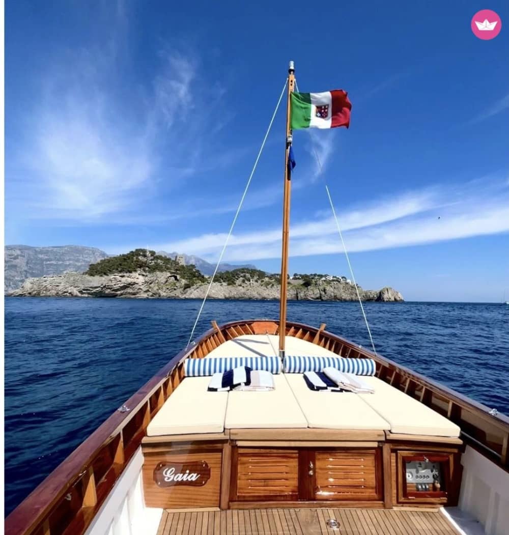 costiera divina - il fascino lento del gozzo tra i borghi