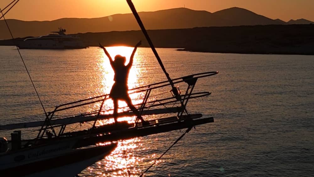 Discover hidden caves and pristine lagoons