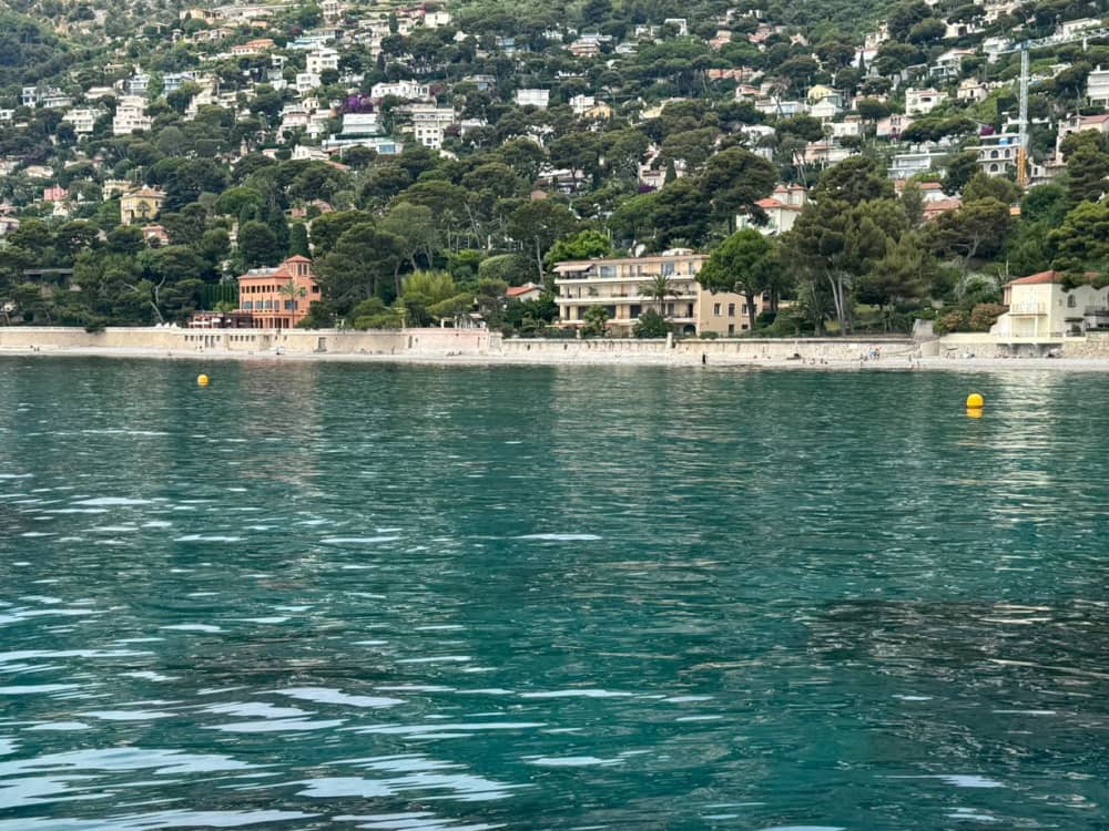 La maestosità della Riviera: da Mentone a Beaulieu via mare