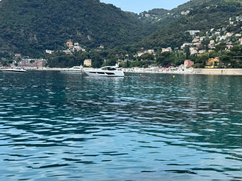 Coastal escape between Menton and secret Italy
