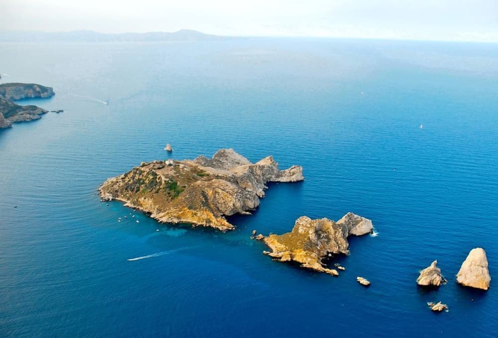 Half-Day Costa Brava Boat Tour from L’Estartit – Medes Islands & Hidden Coves