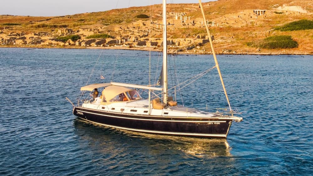 Ganztägige private Segelboot-Kreuzfahrt – Delos, Rhenia und Strände im Süden von Mykonos