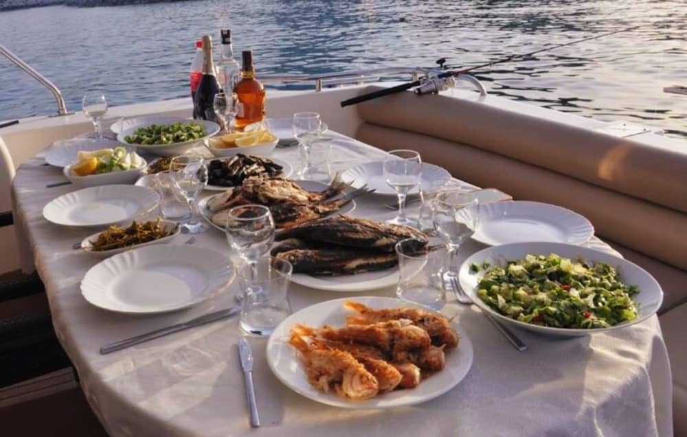 Ontsnapping naar Antalya: 2,5 uur ontspanning op een motorboot