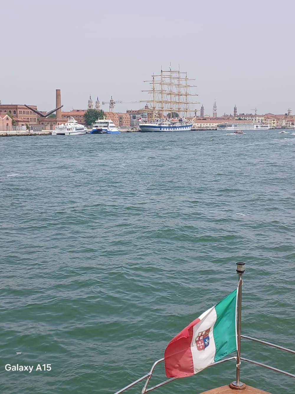 Discovering Burano from Venice