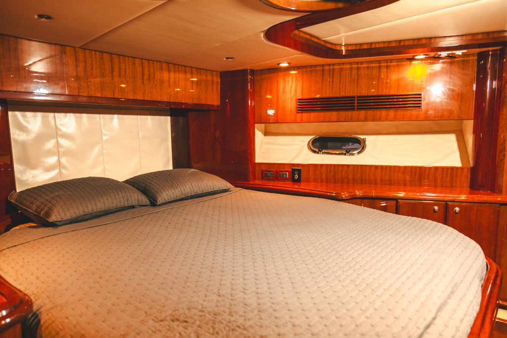 Cabo Yacht: Mexikanisches Essen, Premium Open Bar und Abenteuer auf dem Meer