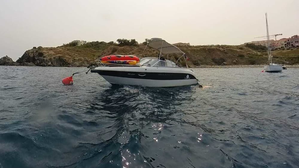 Une journée à Saint-Cyprien sur un bateau à moteur