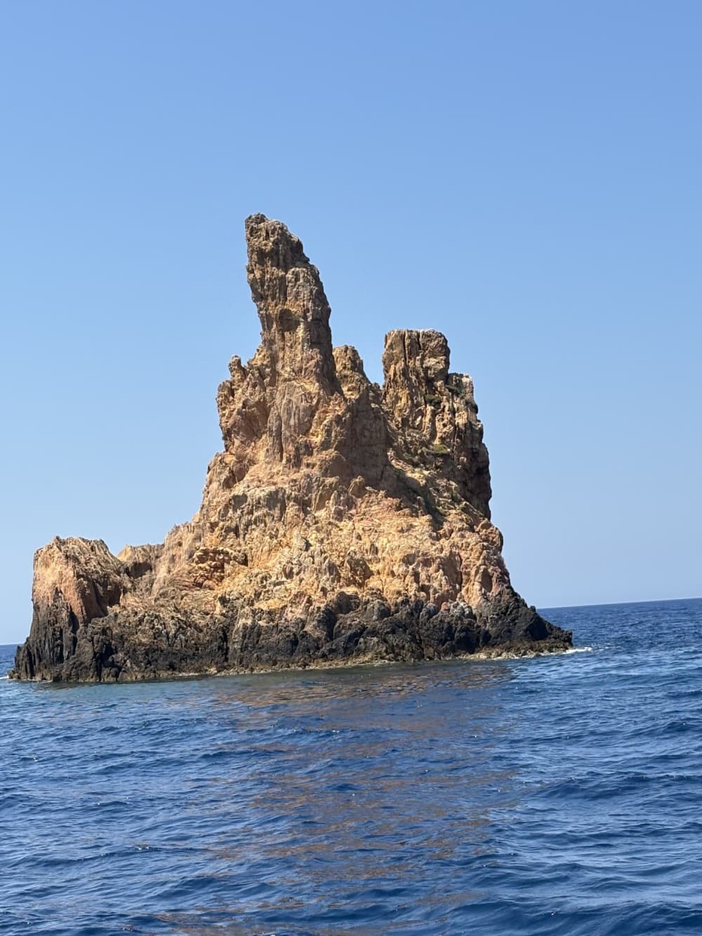 Discover Paros’s and Antiparos's shores: A complete day trip aboard a motorboat