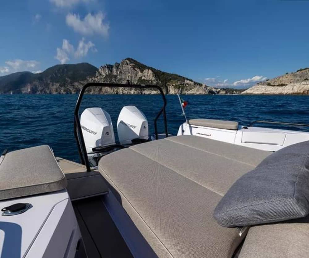 Discover Paros’s and Antiparos's shores: A complete day trip aboard a motorboat