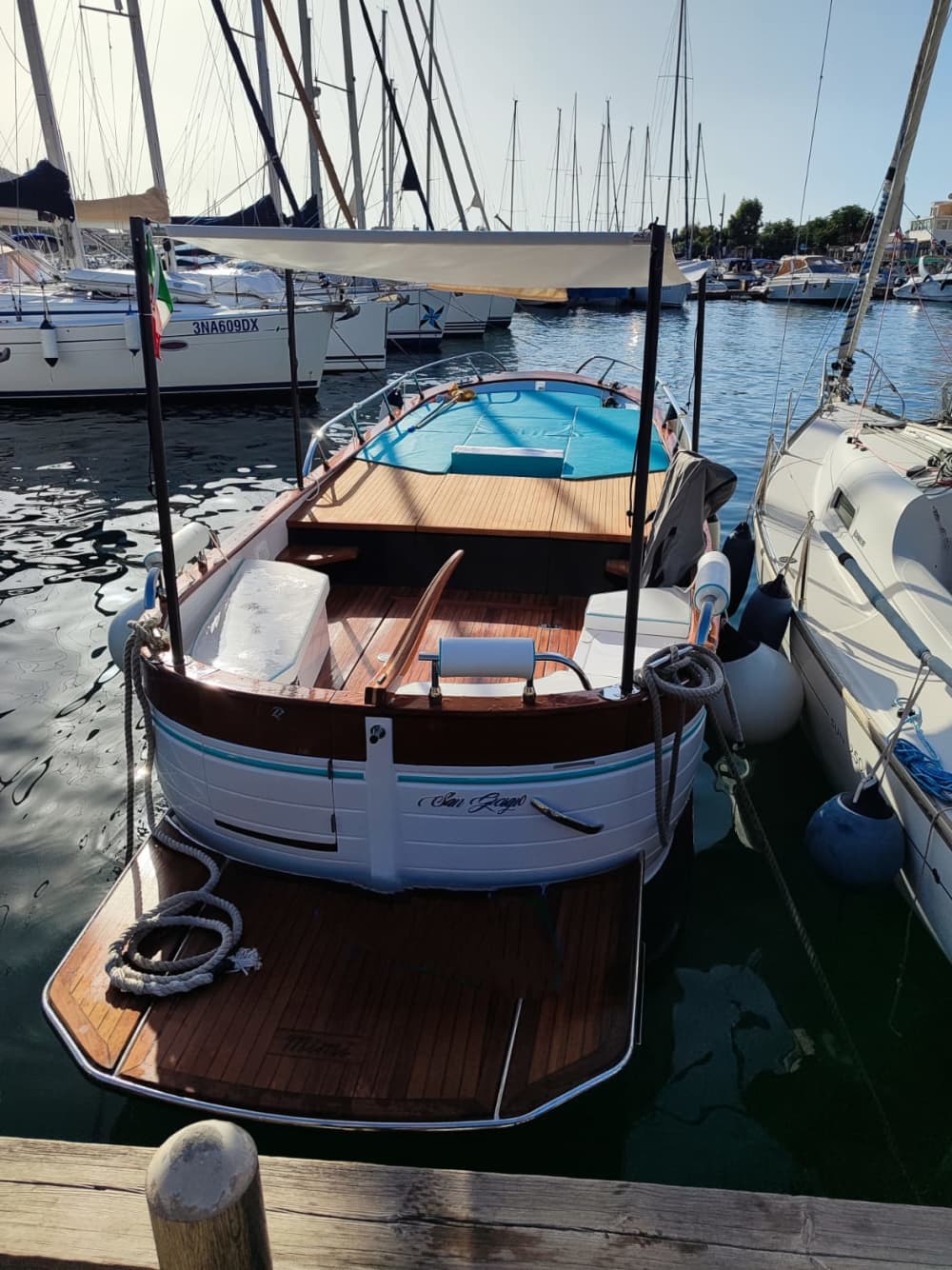 Tur från Neapel till Procida och Ischia – Panoramautsikt över historia, natur och öar