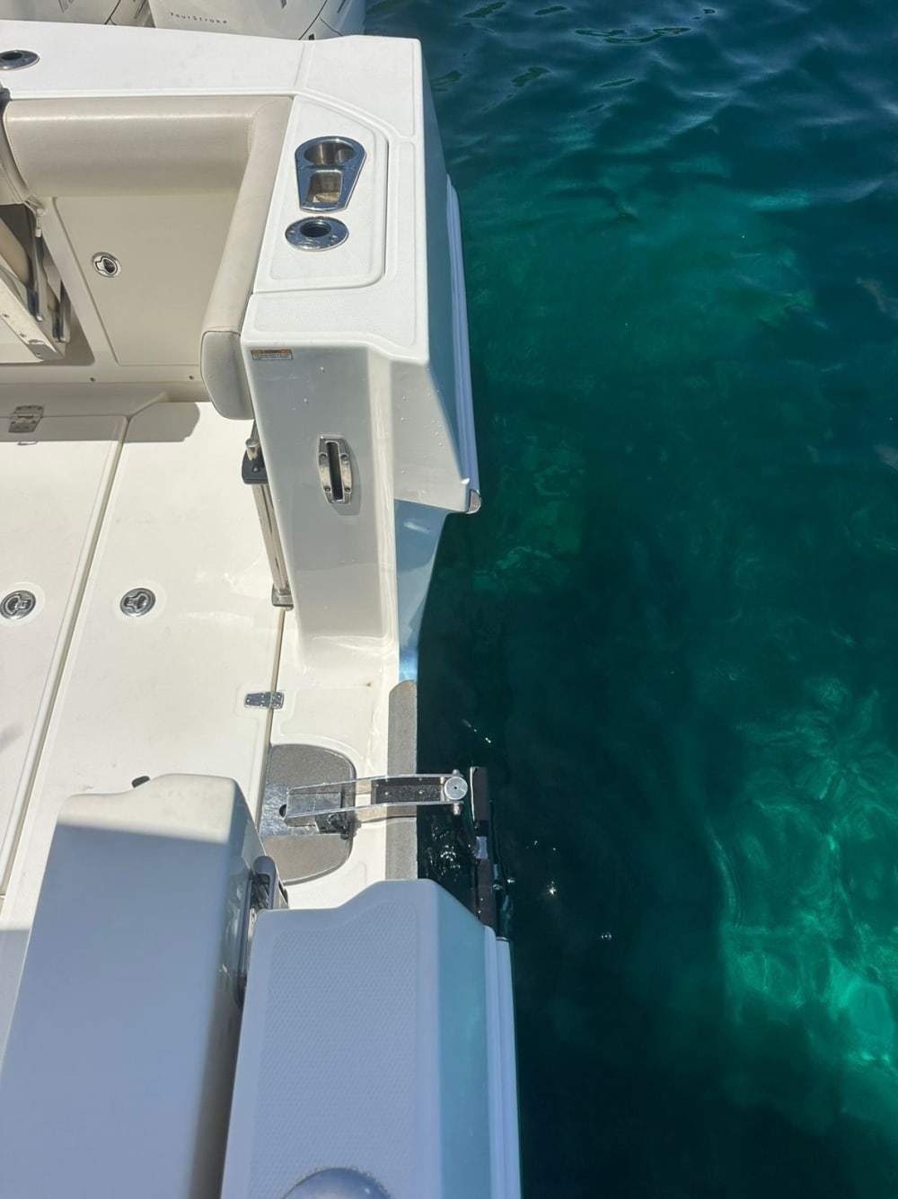 Take 9h to discover the hidden magic of Pointe-a-Pitre from the waves