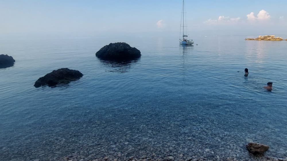 Sonnenuntergang an der Adria vom Segelboot aus