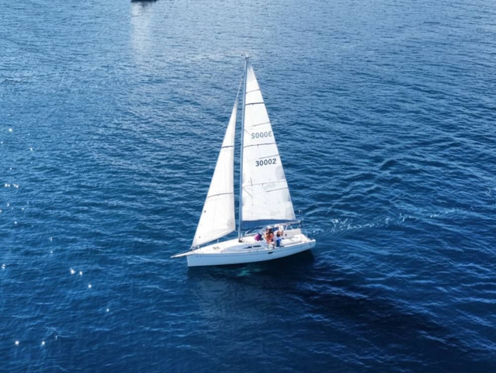 Sonnenuntergang an der Adria vom Segelboot aus