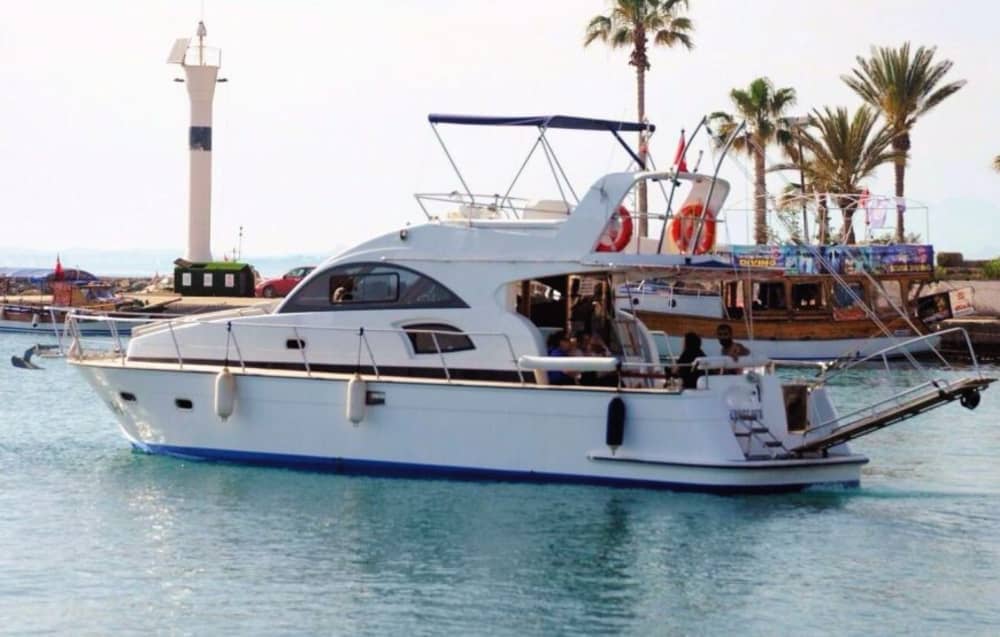 2,5 Stunden Sonne rund um Side auf einem Motorboot