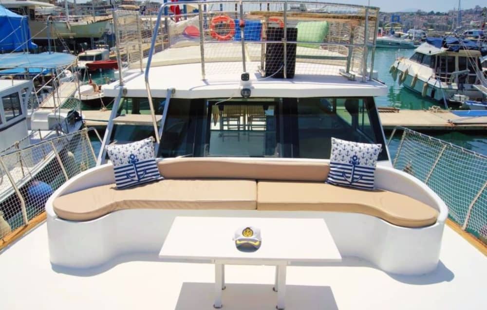 2h30 för att utforska Kuşadası på en motorbåt