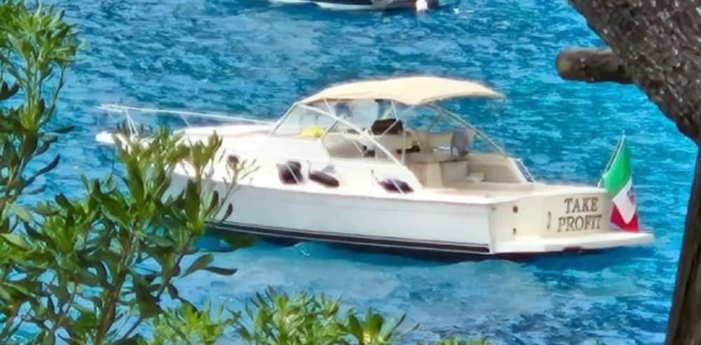 Between Positano and Amalfi: A Dream by the Sea
