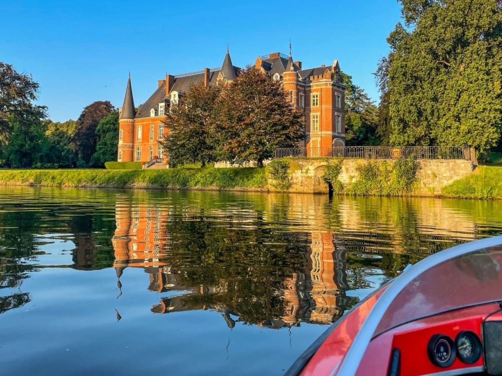 Namur Sans Amarres / Formule VAUBAN : grand tour de Namur en speedboat vintage (+-2h)