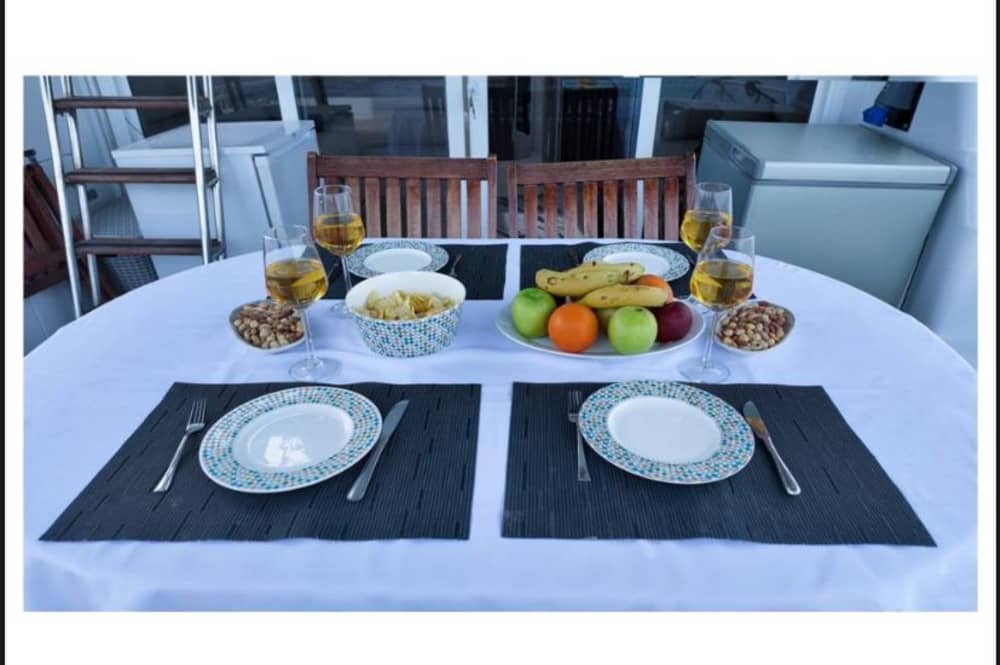 Ήλιος, Θάλασσα & Στυλ – Ενοικίαση Σκαφών στην Αλικαρνασσό