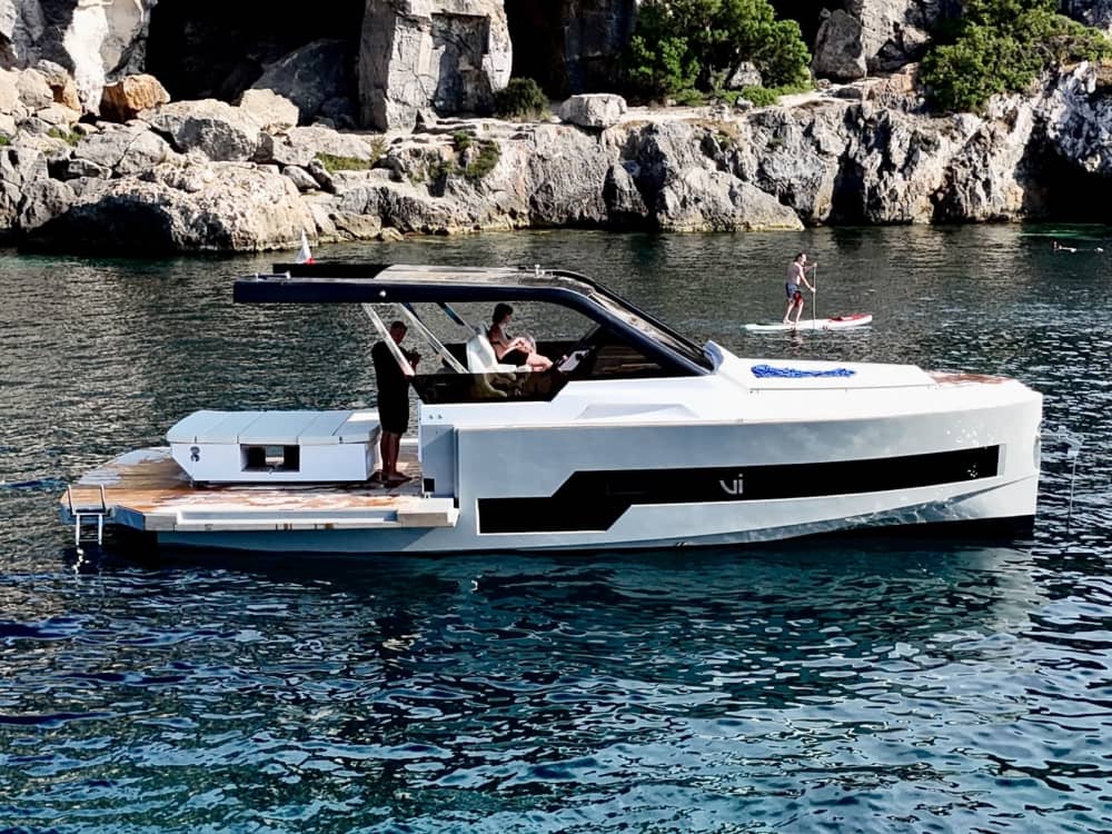 LA GENTE DEL POSTO NON VUOLE CHE I TURISTI SAPPIANO di questa epica avventura a Maiorca