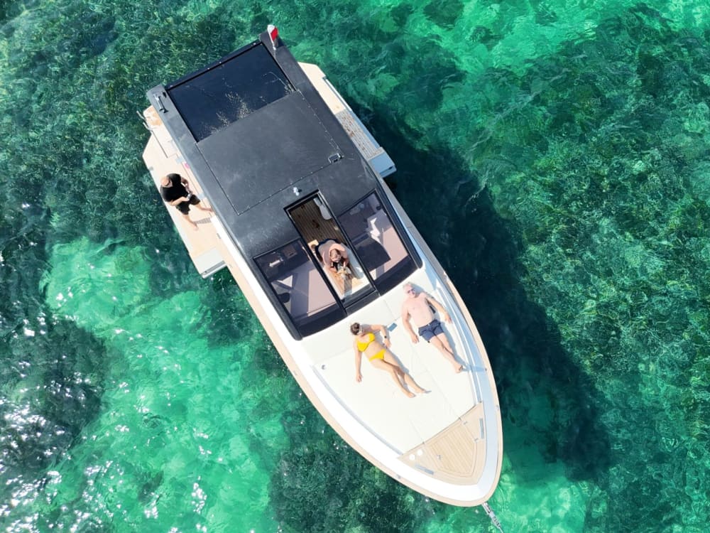 LA GENTE DEL POSTO NON VUOLE CHE I TURISTI SAPPIANO di questa epica avventura a Maiorca