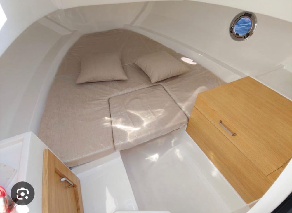 Capri Getaway: 3-Hour Tour with Island Hopping