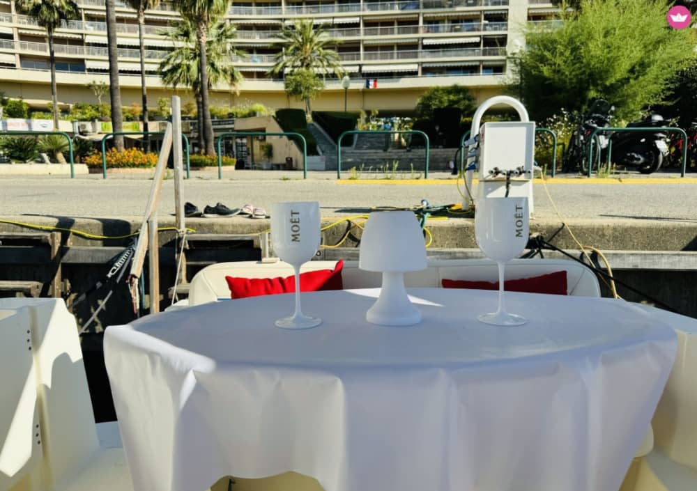 Día completo: crucero relajado con comodidad y estilo.