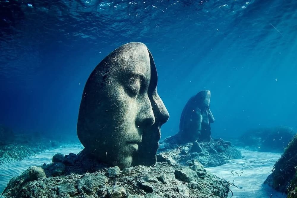 ¡Estoy celebrando mi cumpleaños o despedida de soltera en un yate! ¡8 horas de locura!